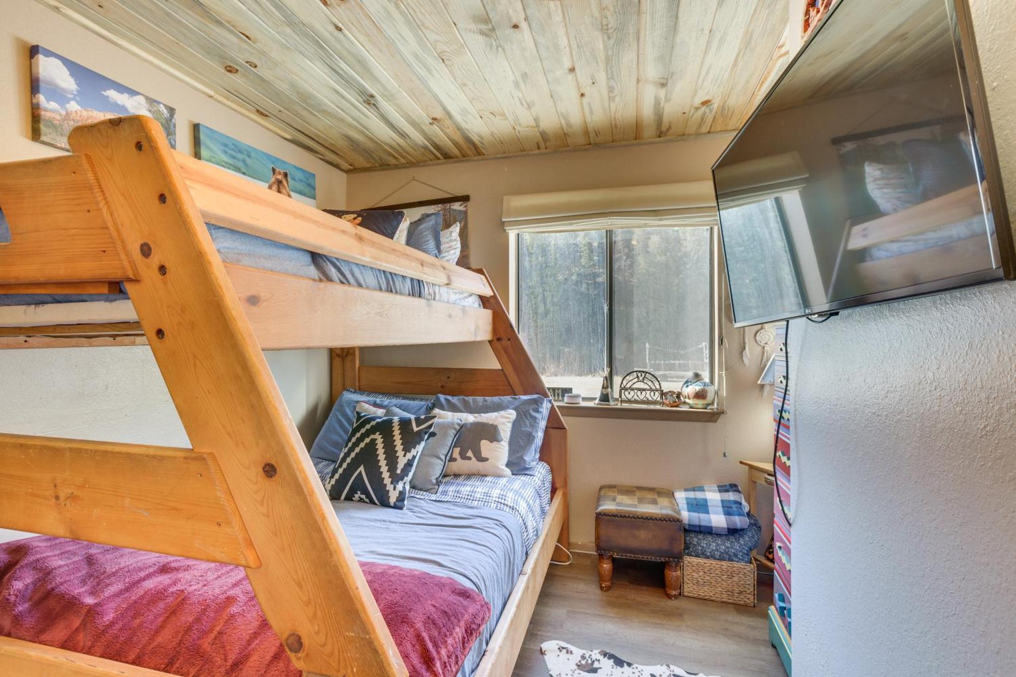 Ski-In Red River Retreat Balcony, Mountain Views! ภายนอก รูปภาพ
